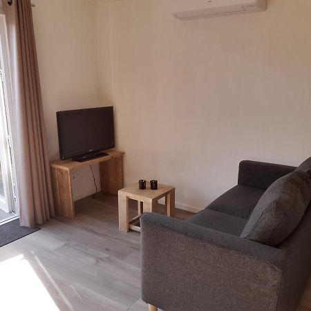 Vakantiechalet Huisje Onder De Toren オーストカペッレ エクステリア 写真